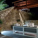 Secret Island Villa *